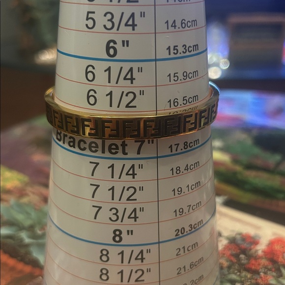 Solid & Sturdy Gold toned Designer inspired Bracelet - Picture 9 of 9